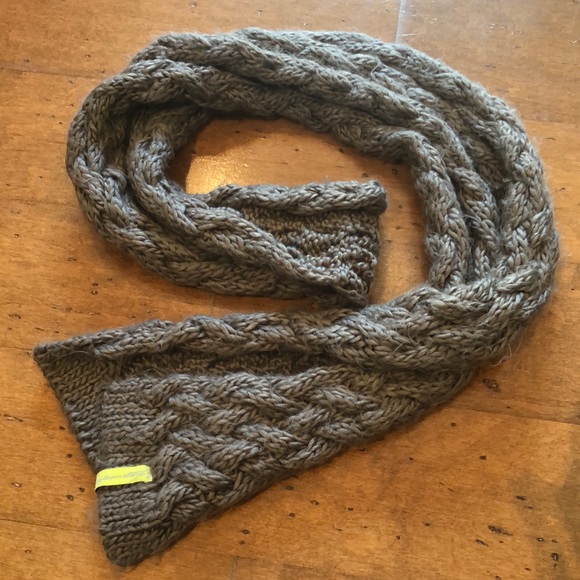 Volcom Accessories - Grey Volcom scarf